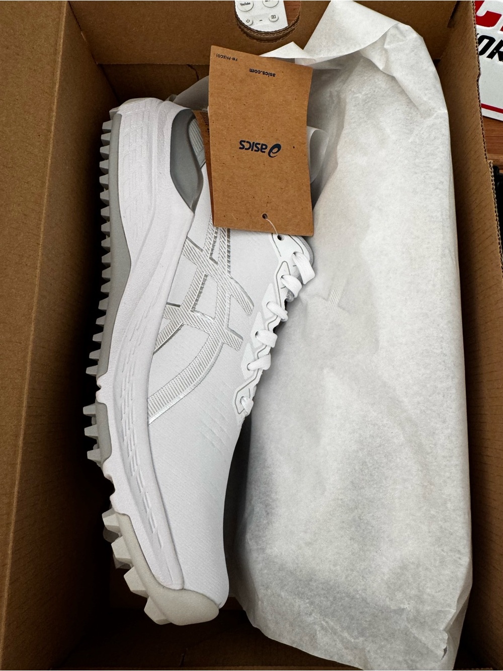 ASICS White and Light Gray Men's Athletic Trainer